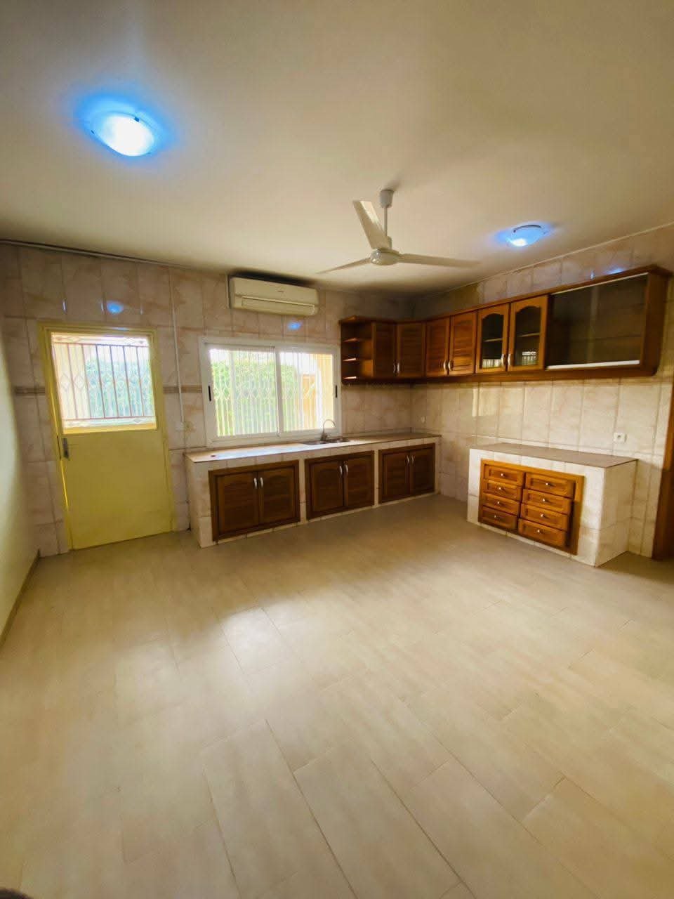 WhatsApp Image 2025-04-22 à 15.53.35_d665f6f6