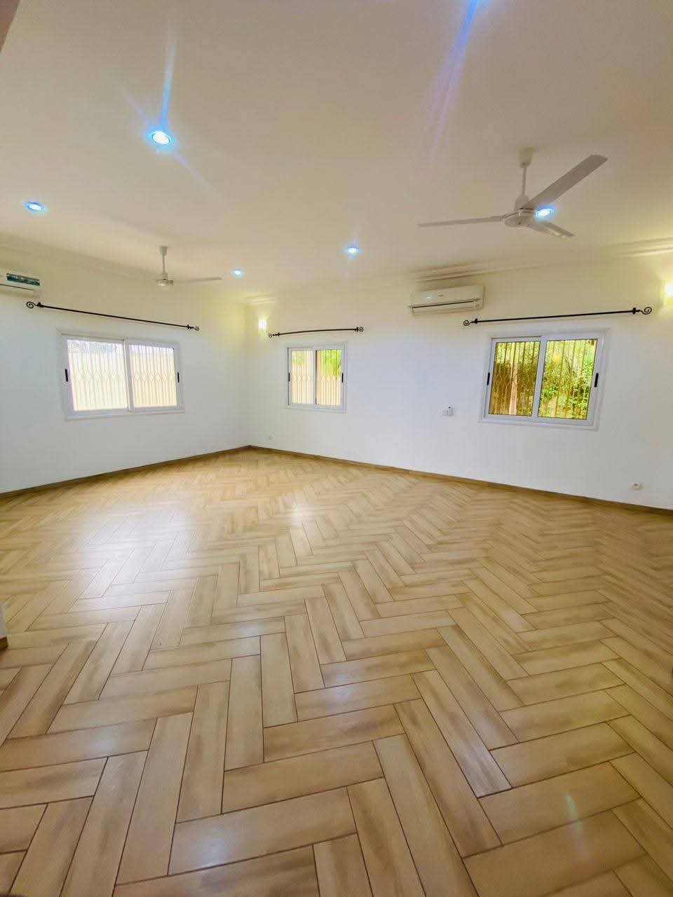 WhatsApp Image 2025-04-22 à 15.53.39_1dff6bf8